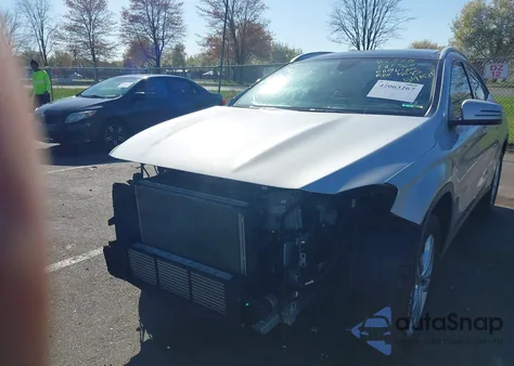 2018 Mercedes-Benz Gla 250 4Matic z USA, uszkodzony, nr VIN WDCTG4GB4JJ479228